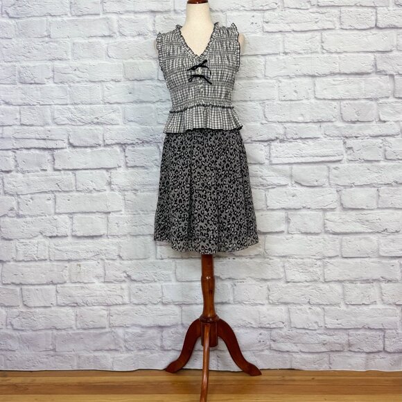 Uniqlo Gray Leopard Print Tiered Knee-Length Skirt - Picture 5 of 9